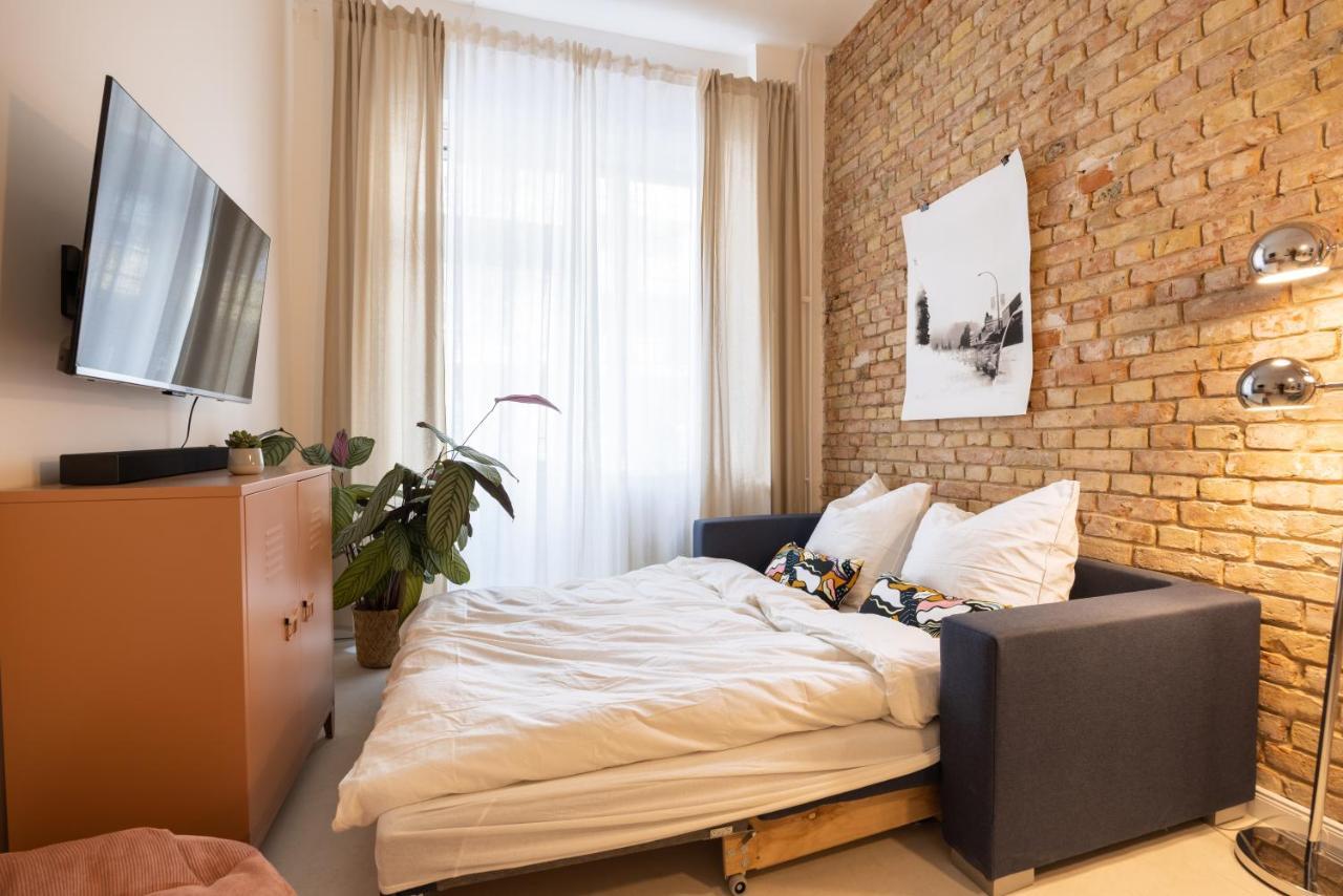 Great 2-Room Apartment — Photos 2